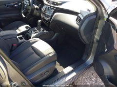 Nissan Rogue Sport SL 2022 8