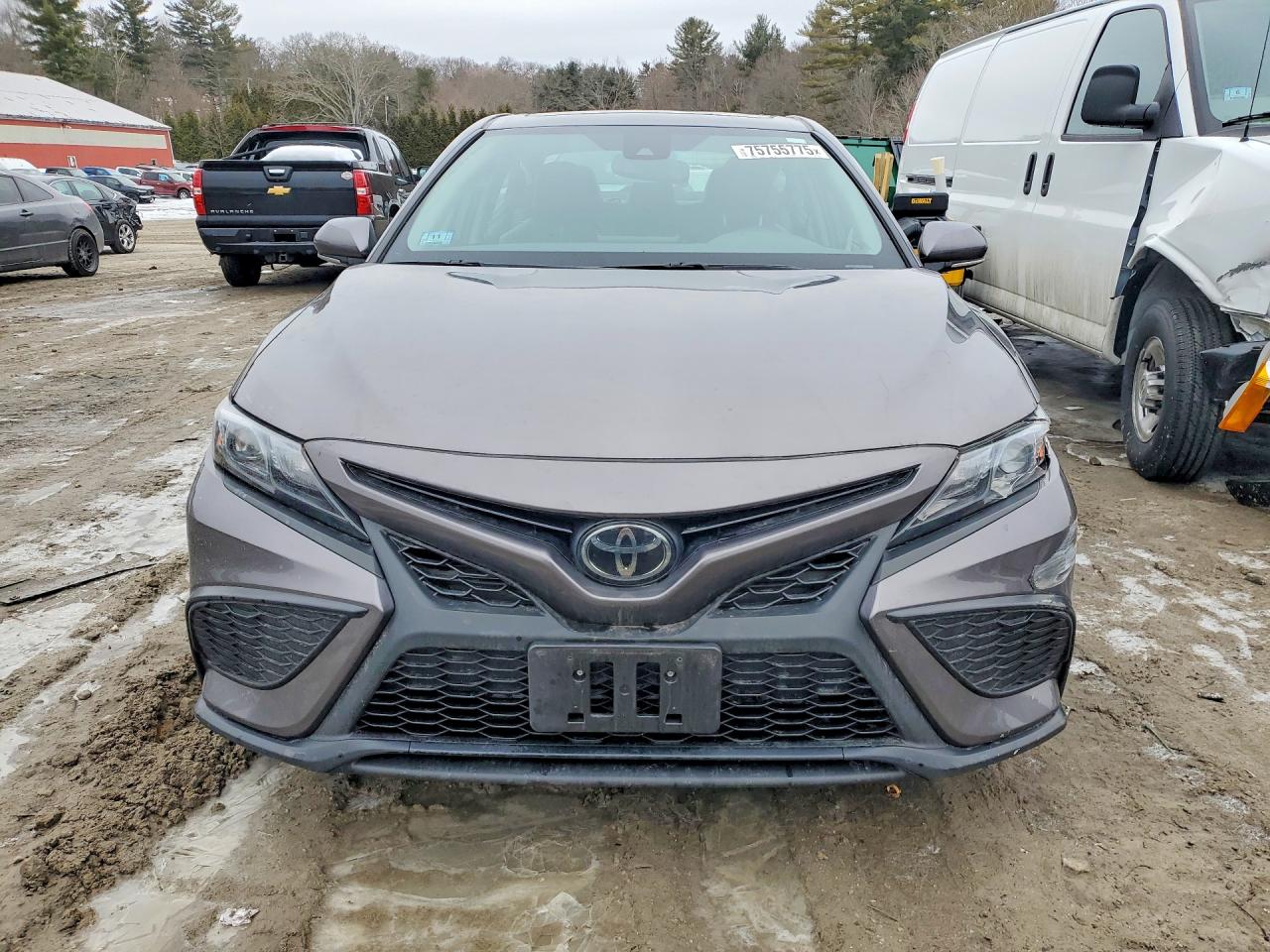 Toyota Camry SE Night Shade 2024 4