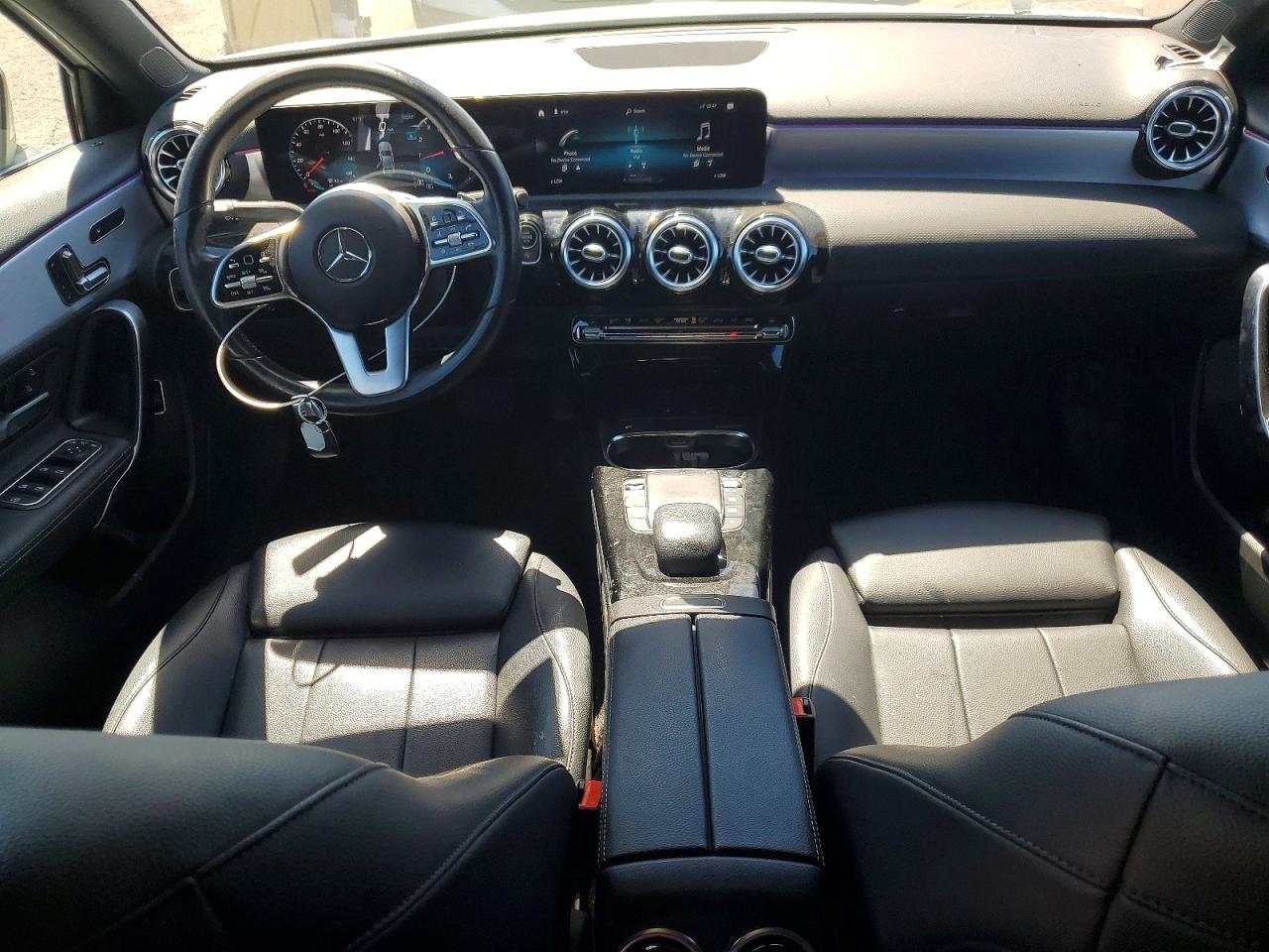 Mercedes-Benz A 220 2021 7