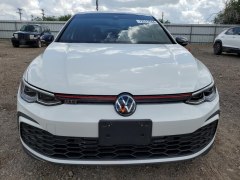 Volkswagen Golf GTI 2024 1
