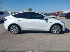 Tesla Model Y Long Range 2021 8