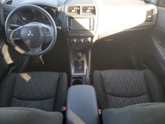 Mitsubishi Outlander Sport ES 2023 7