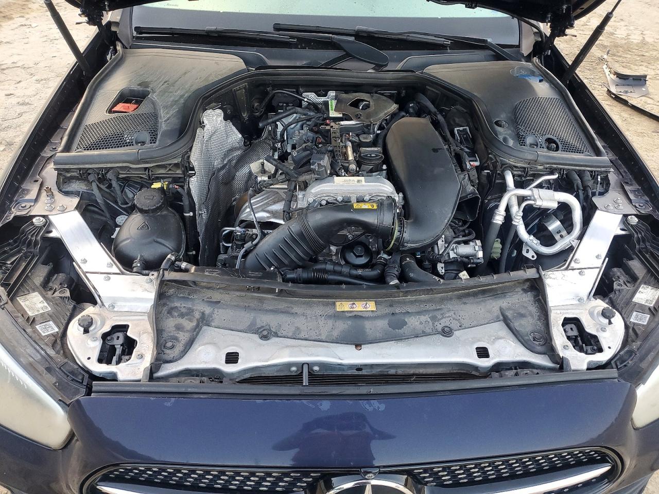 Mercedes-Benz E350 2021 10