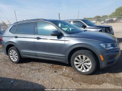 Volkswagen Tiguan S 2019 7