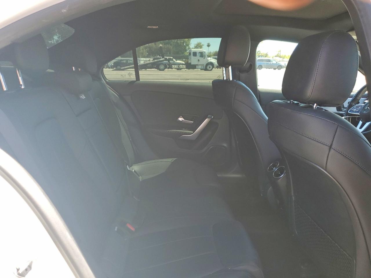 Mercedes-Benz A 220 2021 9