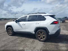 Toyota RAV4 XLE Hybrid 2023 4