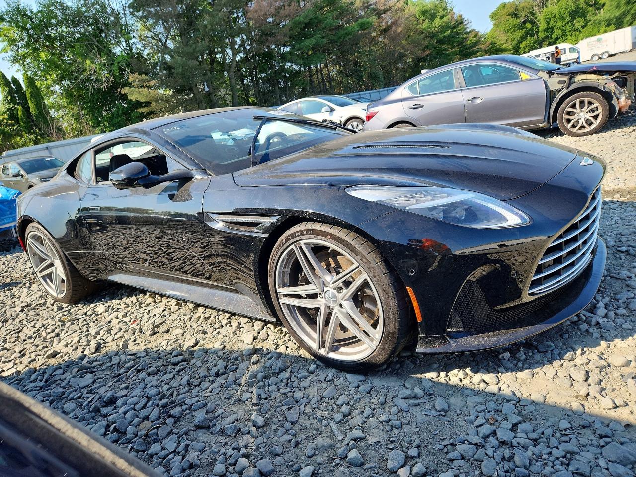 Aston Martin Db12 2024 3