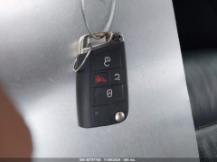 Volkswagen Golf R 2019 12
