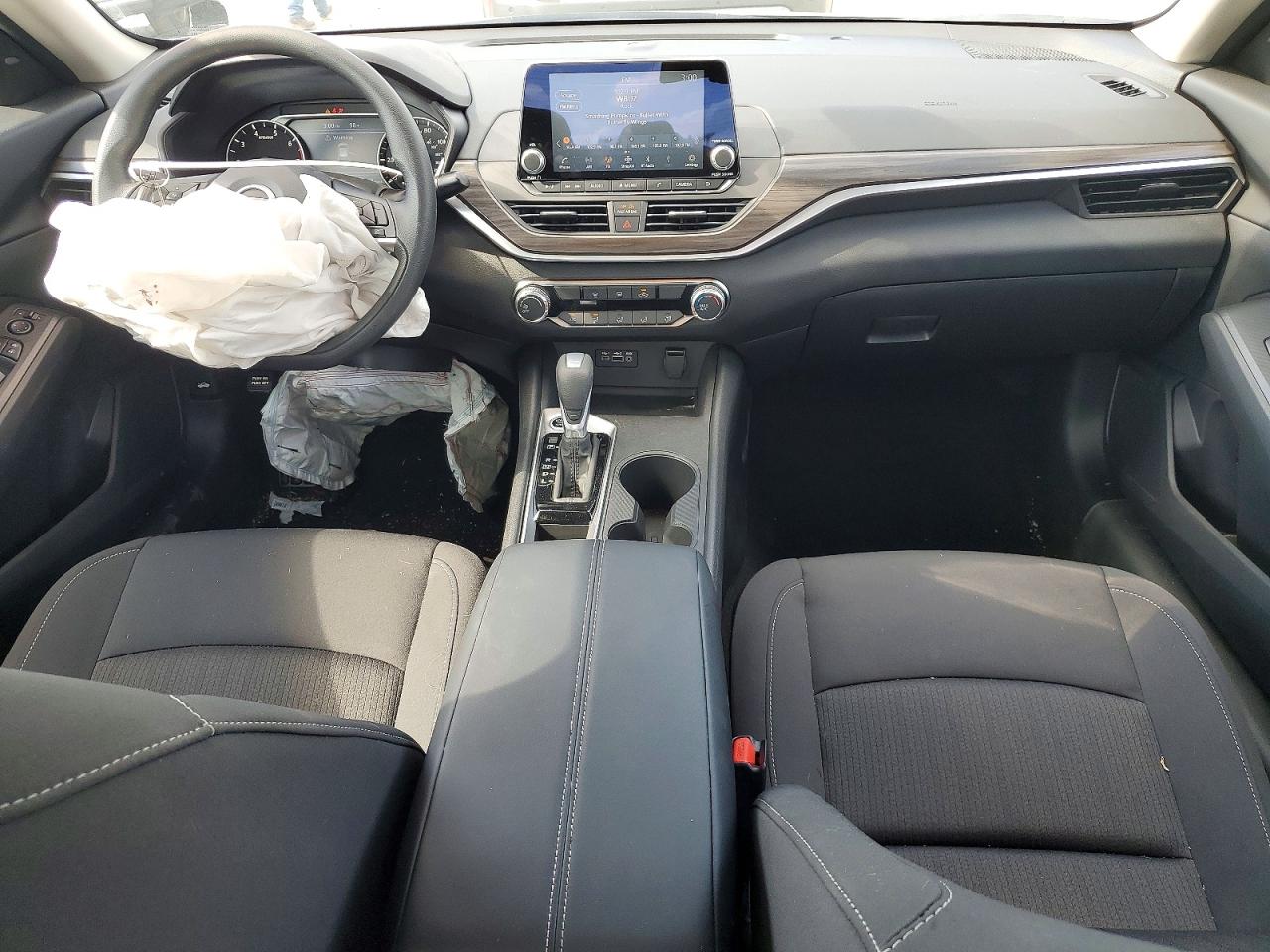 Nissan Altima Sv 2025 7