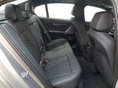 BMW 530i 2024 9