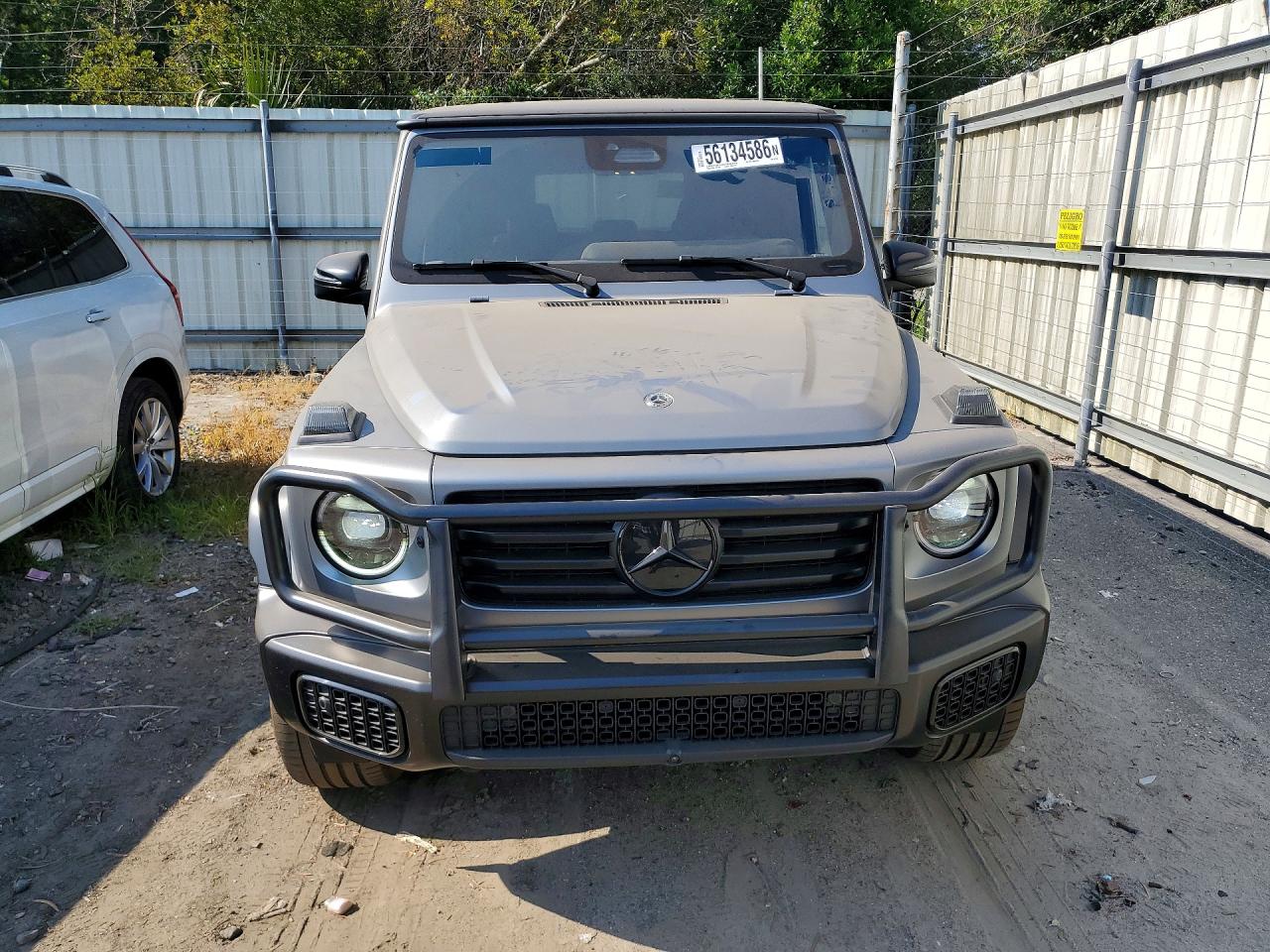 Mercedes-Benz G 550 2025 4