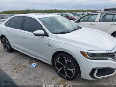Volkswagen Passat SE 2020 6
