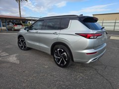 Mitsubishi Outlander SEL 2022 2