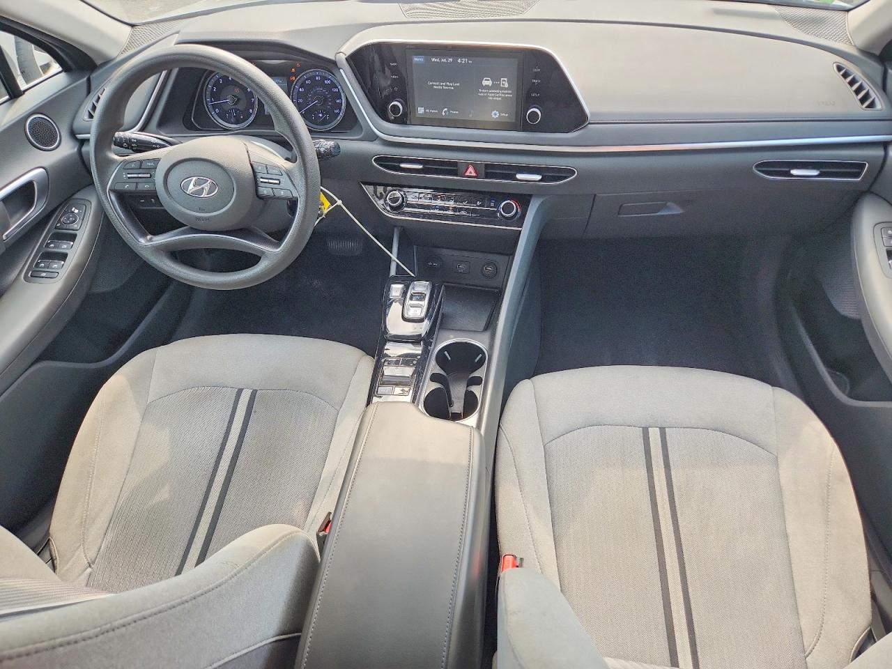 Hyundai Sonata SE 2021 7