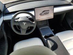 Tesla Model Y Long Range 2024 7