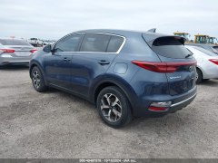 Kia Sportage LX 2021 4