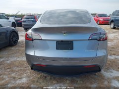 Tesla Model Y Long Range 2024 7