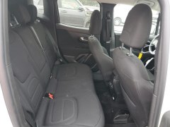 Jeep Renegade Latitude 2019 9