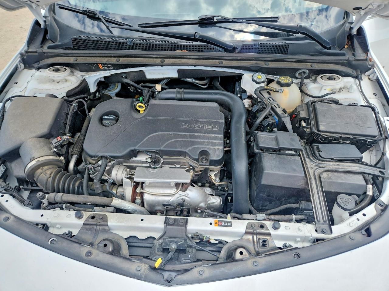 Chevrolet Malibu Lt 2024 10