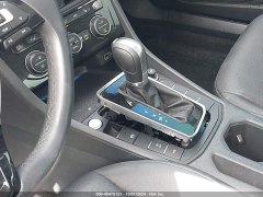 Volkswagen Jetta SE 2019 7