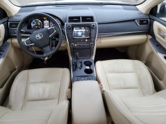 Toyota Camry XLE Hybrid 2016 7
