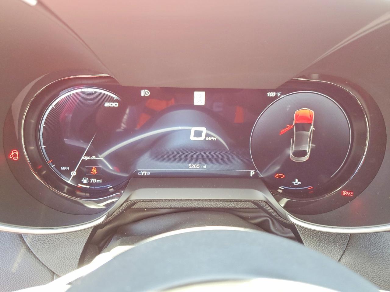 Alfa Romeo Giulia Quadrifoglio 2024 8
