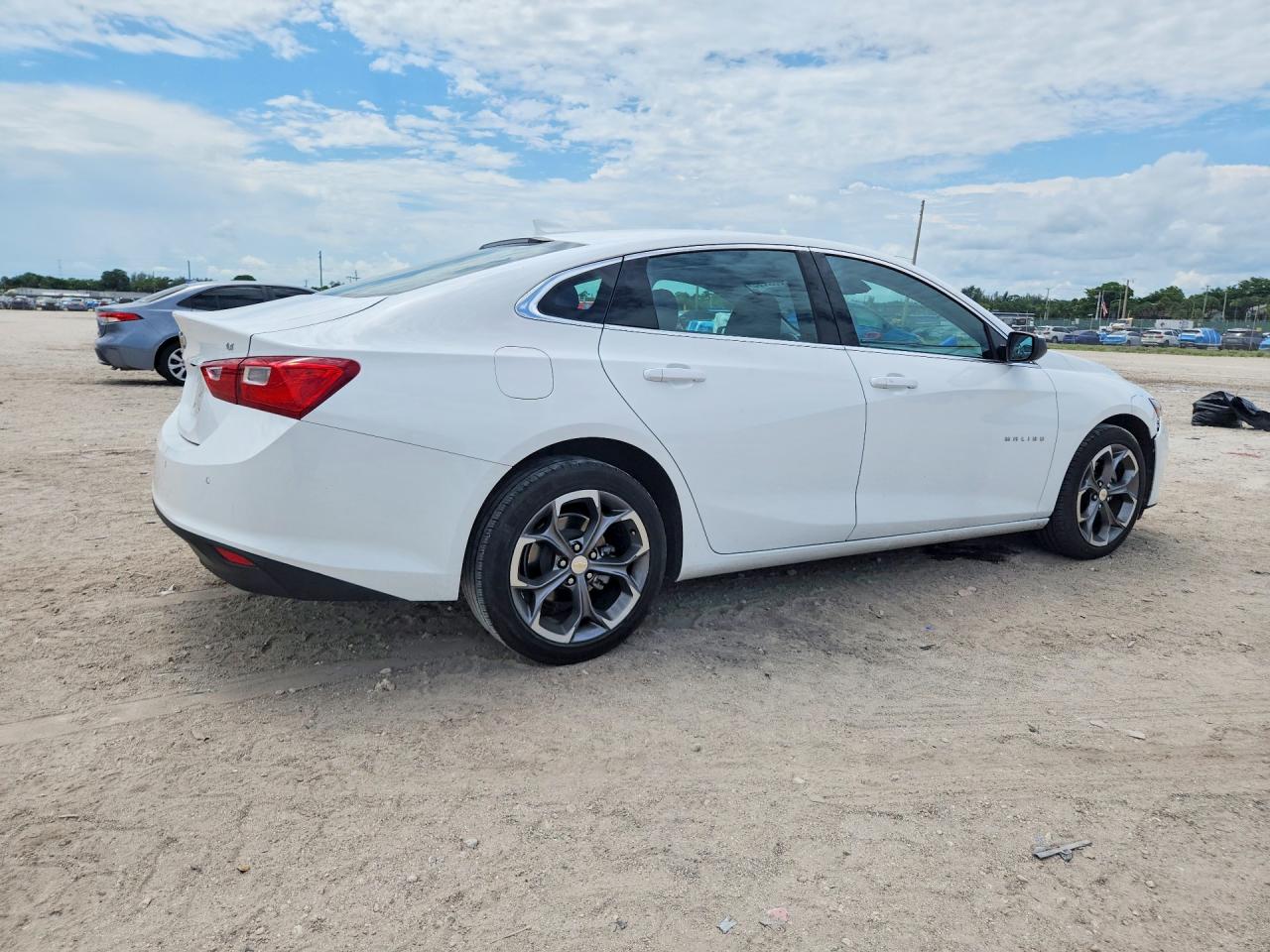 Chevrolet Malibu Lt 2024 2