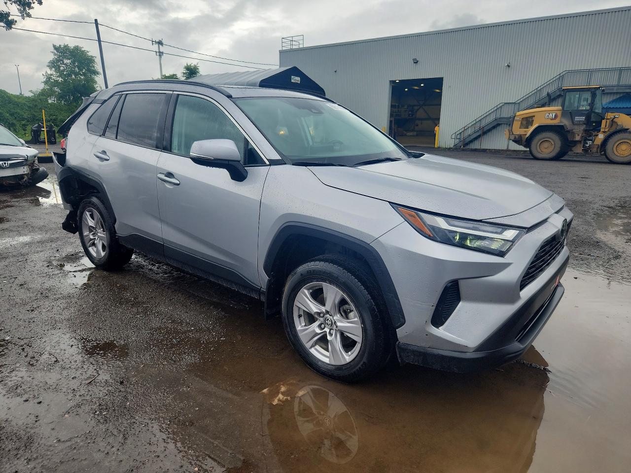 Toyota Rav4 XLE 2025 3
