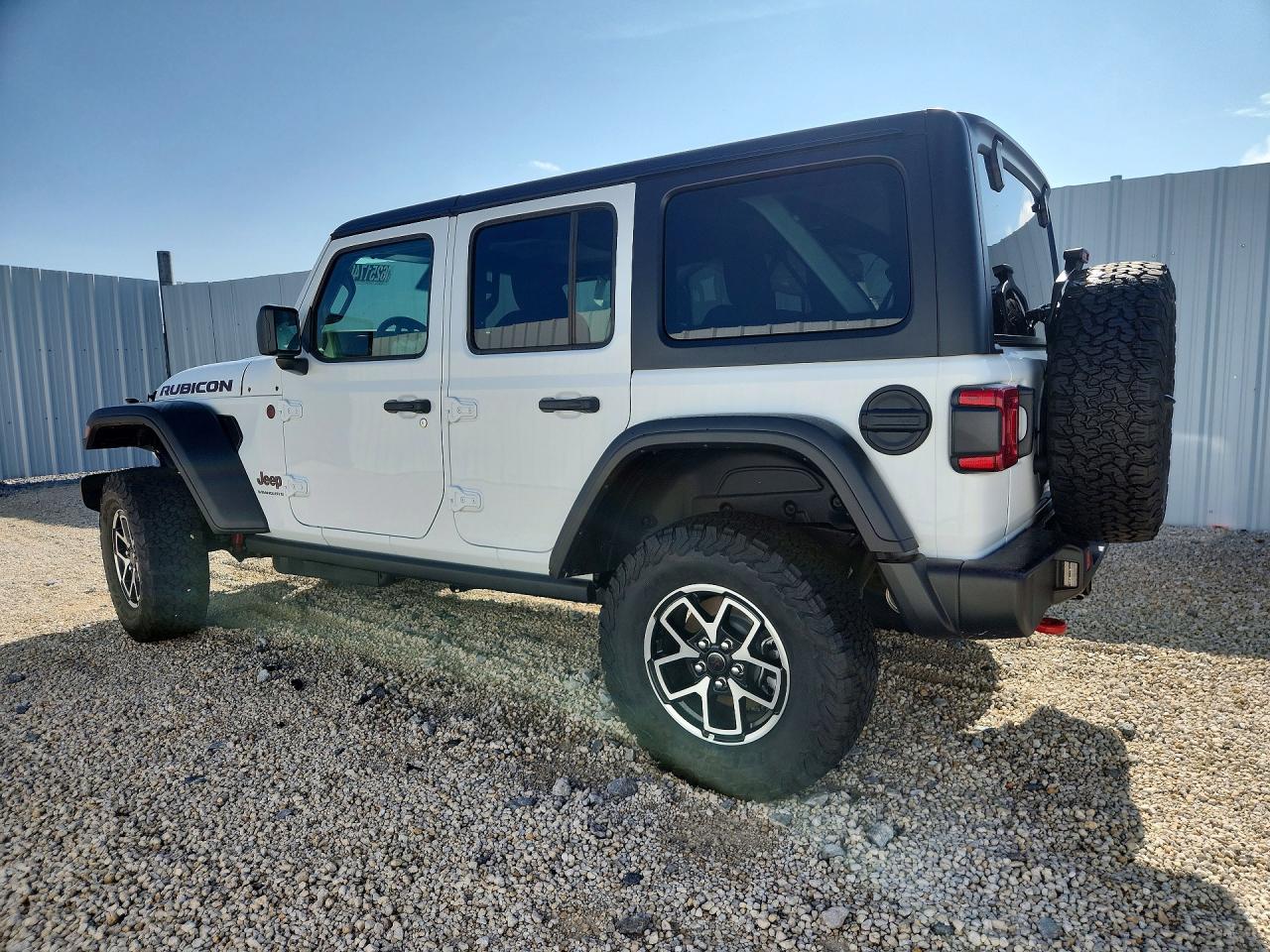 Jeep Wrangler Rubicon 2026 1