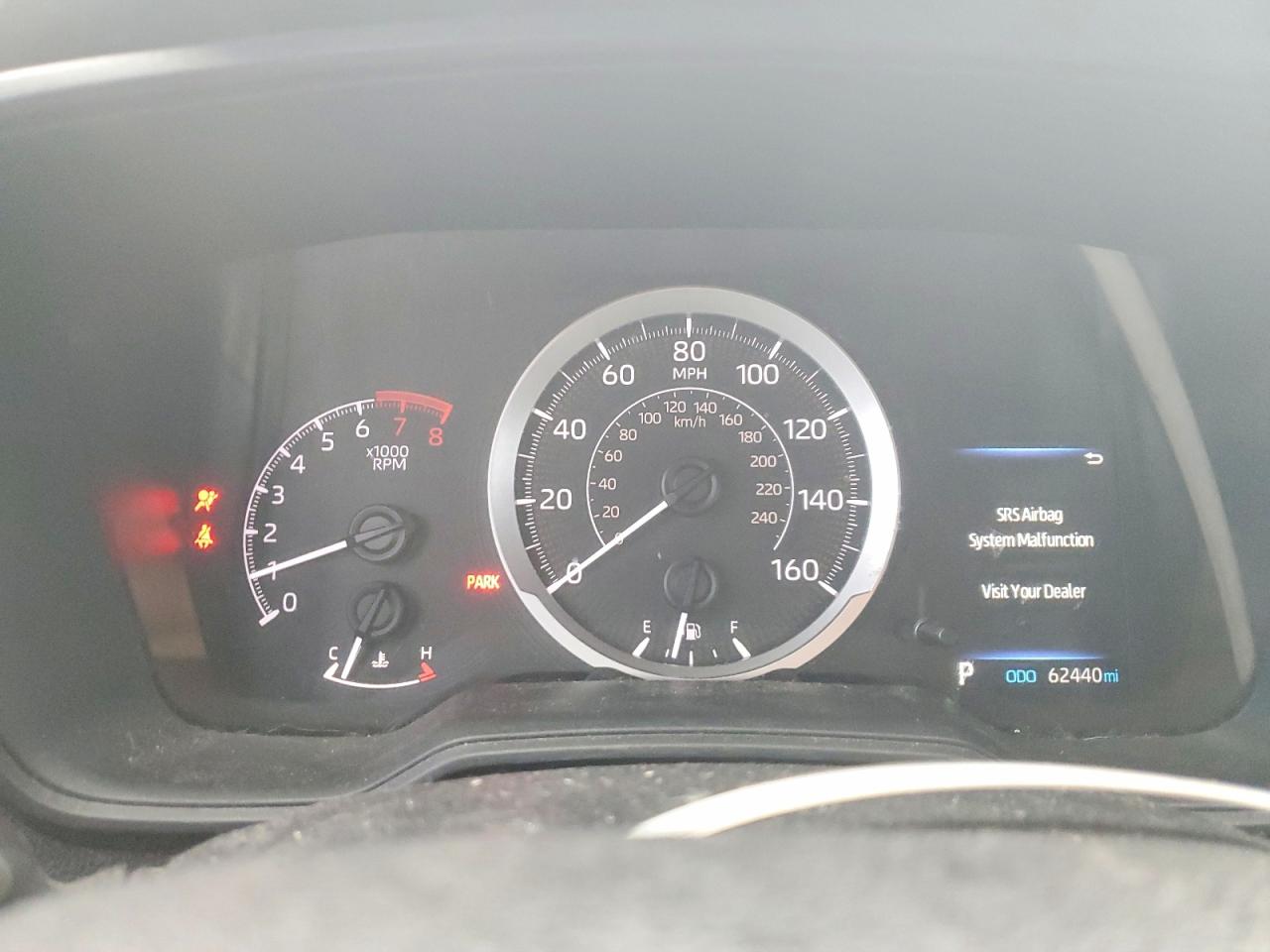Toyota Corolla LE 2020 8