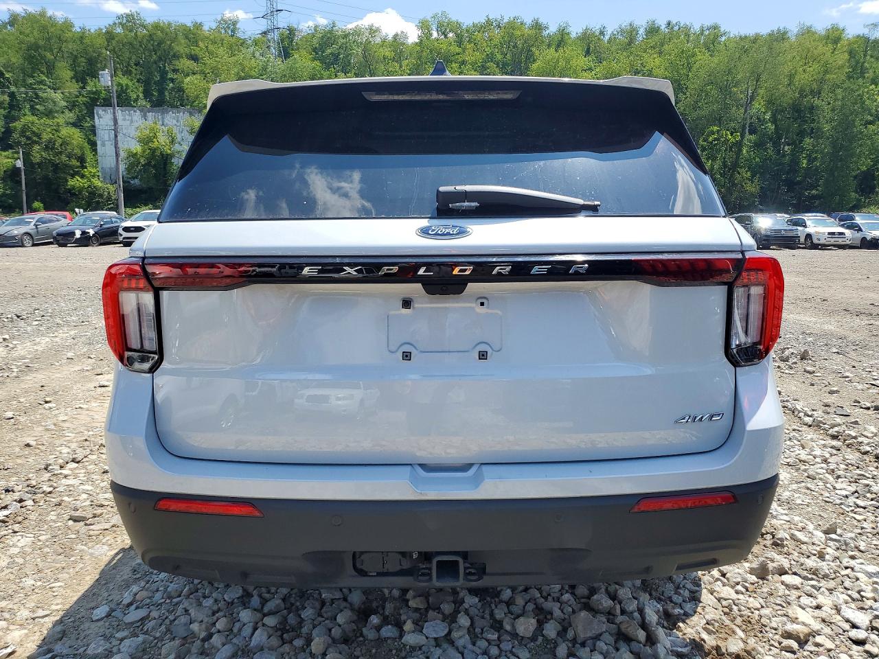 Ford Explorer Active 2026 5