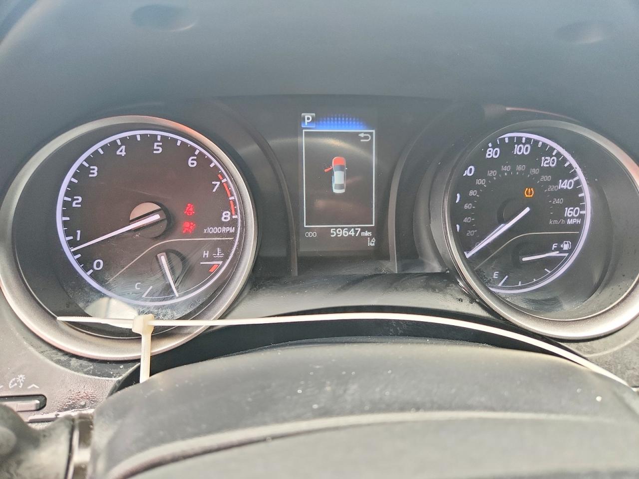 Toyota Camry SE 2022 8