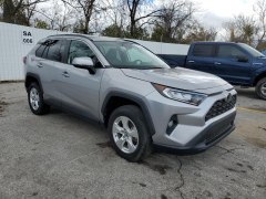 Toyota RAV4 XLE 2021 2