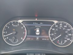 Nissan Sentra SR  2023 10