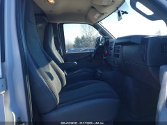 Chevrolet Express 2500 2020 8