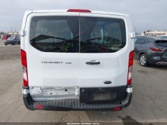 Ford Transit 250 2021 5