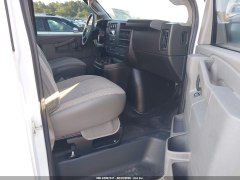 Chevrolet Express 2500 2023 8