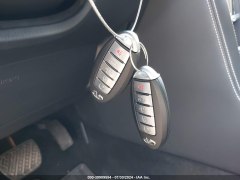 Infiniti QX80 Luxe 2022 12