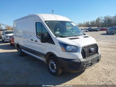 Ford Transit 250 Van 2023 3