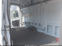 Ford Transit 350 2023 9