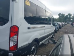 Ford Transit 350 Wagon XL 2019 4