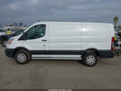 Ford Transit 250 2021 7