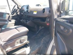 Mercedes-Benz Sprintert 2500 144 WB 2025 6